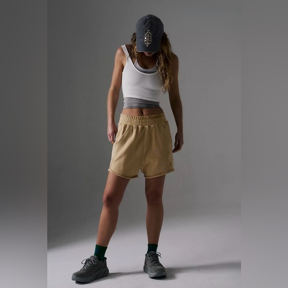 BNWT Free People Movement Women's Hot Shot Crop size S $30 USD - Picture 1 of 6